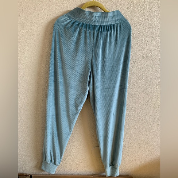 Victoria Secret On Point Velour Ribbed Joggers 🌴 - Picture 2 of 9